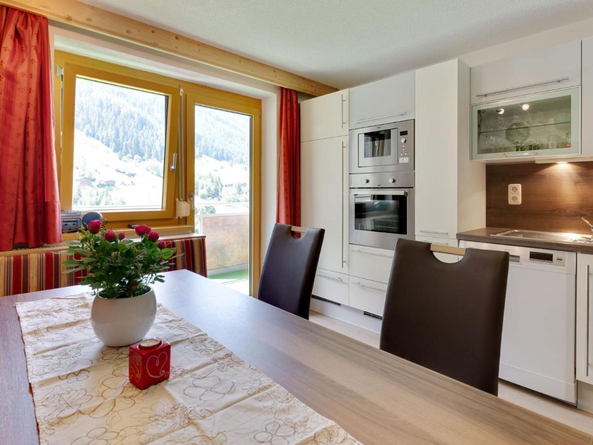 Land On The Kppl Mountain Chains Kappl  Exteriör bild